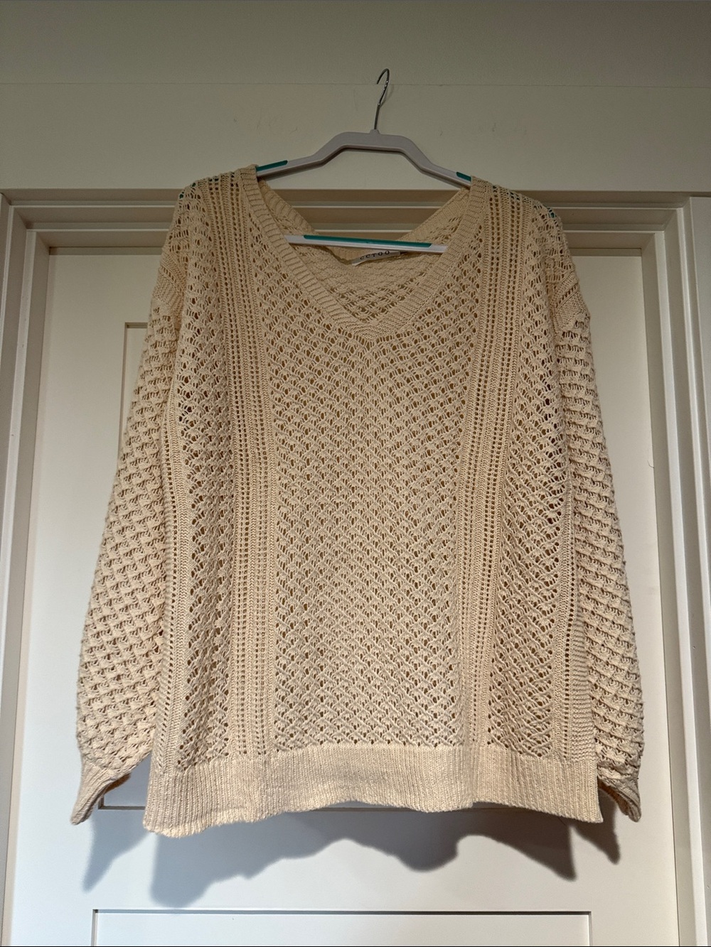 NWOT Light Cream Open-Knit V-Neck Sweater
